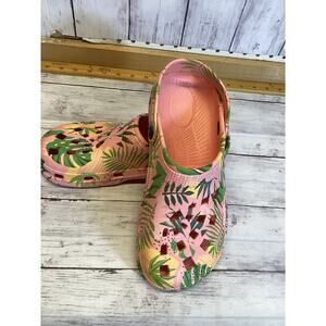 Crocs Classic Clogs Women’s Vera Bradley Rain Forest Canopy Pink US 7/8
